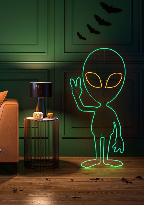 2D Light Up Alien Decoration