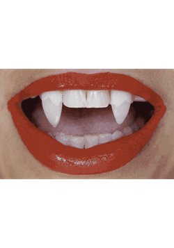 Retractable Fangs Default Up