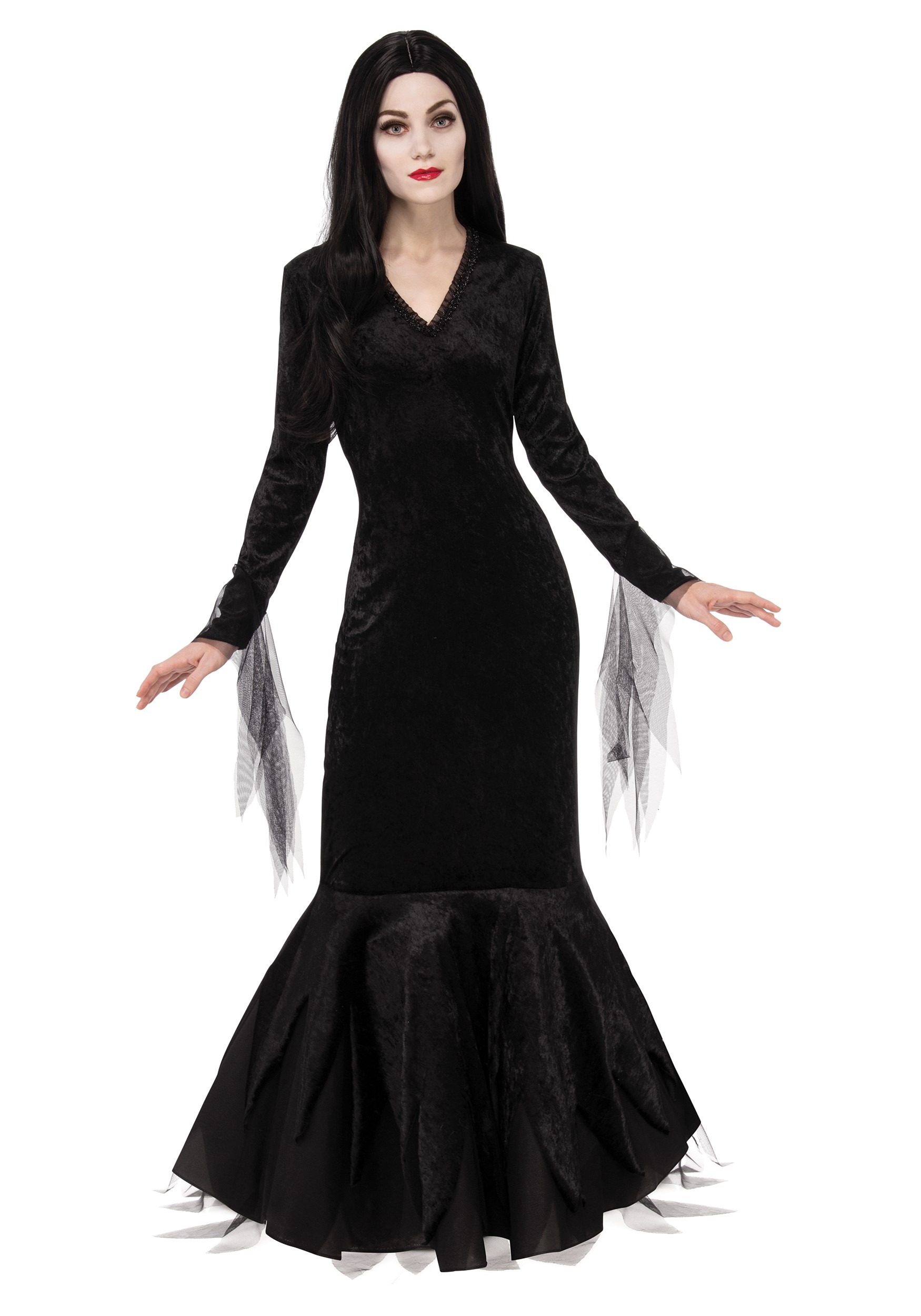 Addams family morticia cosplay